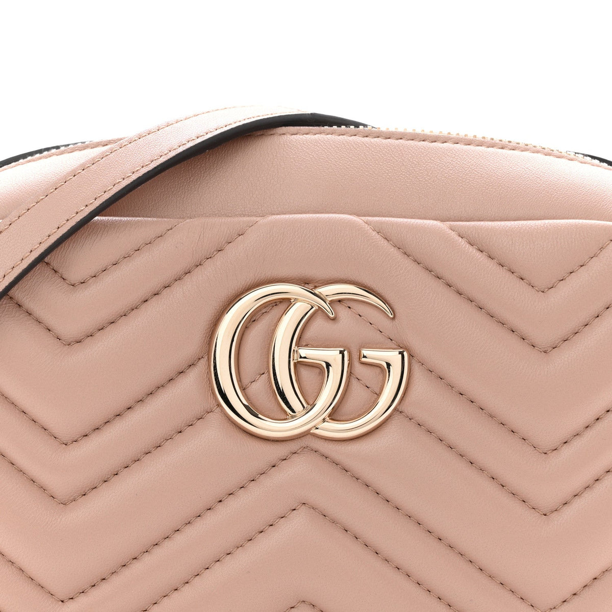 Calfskin Matelasse Small GG Marmont Camera Bag Pink Beige