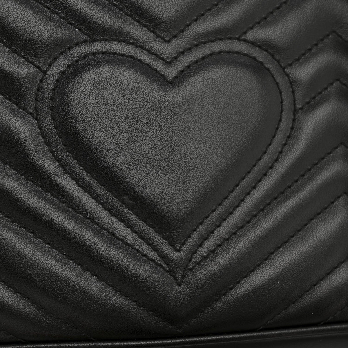 Calfskin Matelasse Small GG Marmont Shoulder Bag Black