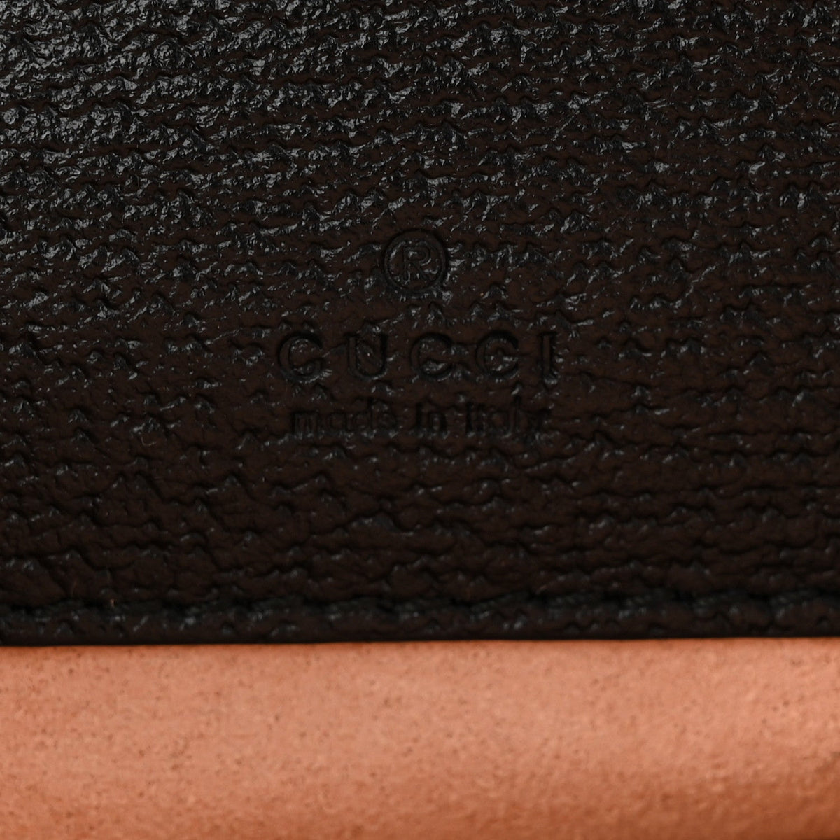 Textured Calfskin Web Ophidia Round Wrist Wallet Black