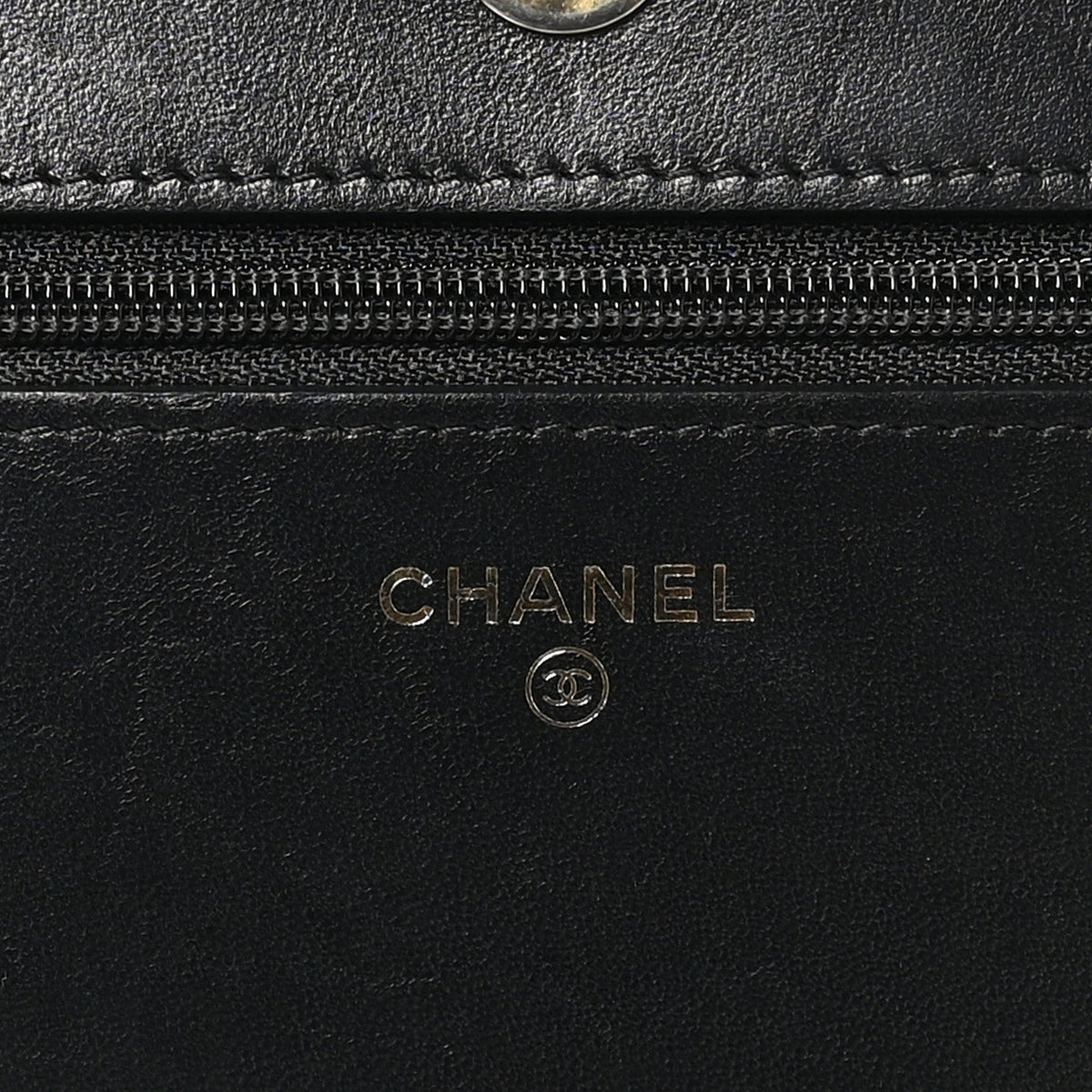 Lambskin Chevron Boy Wallet On Chain WOC Black