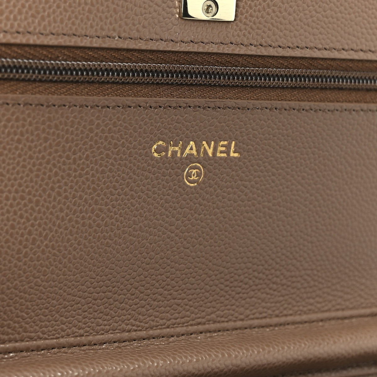 Caviar Quilted CC Turnlock Wallet On Chain WOC Brown