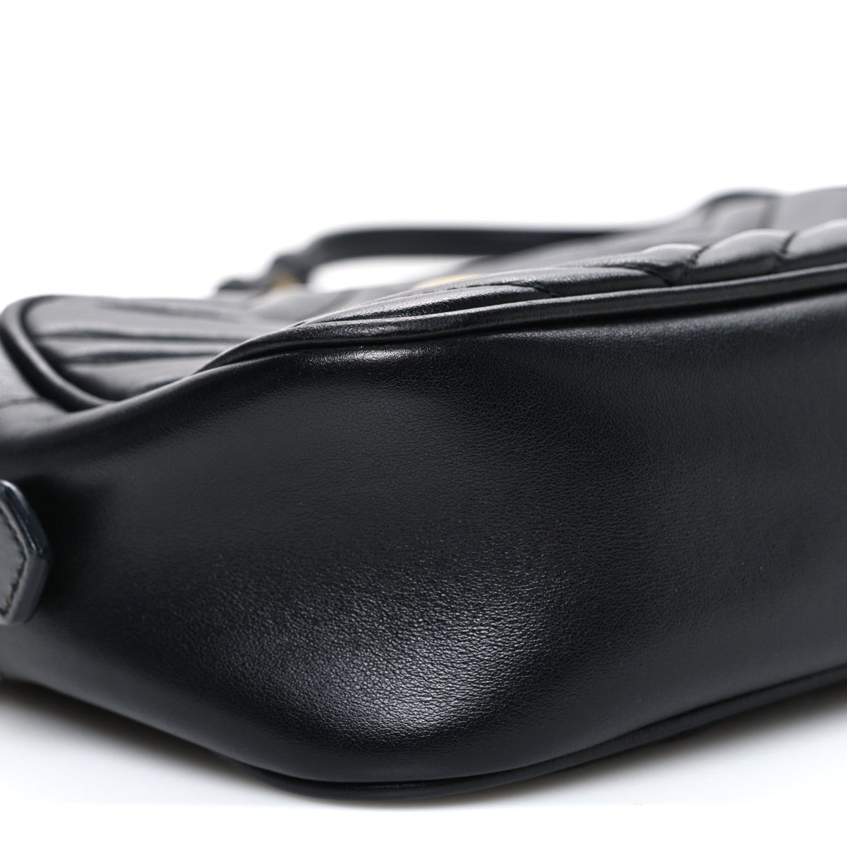 Calfskin Matelasse Small GG Marmont Chain Shoulder Bag Black