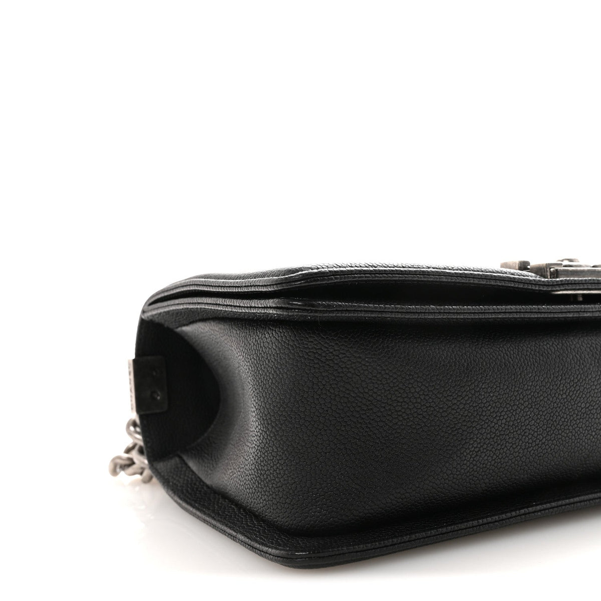 Caviar Quilted Medium Boy Flap Black