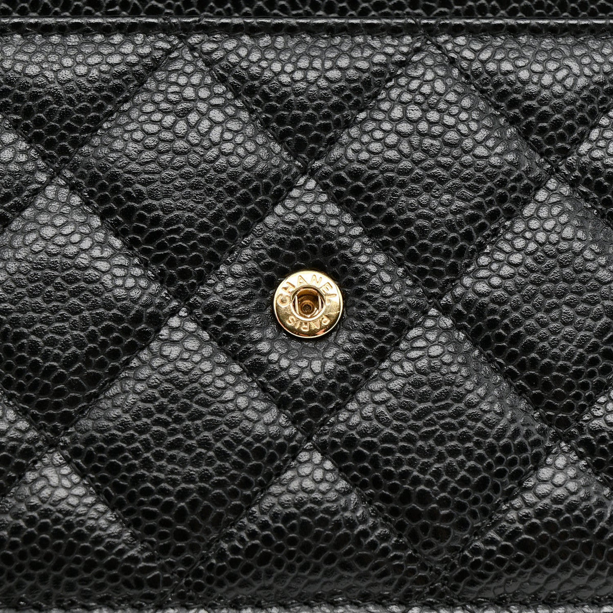 Caviar Quilted Wallet on Chain WOC Black