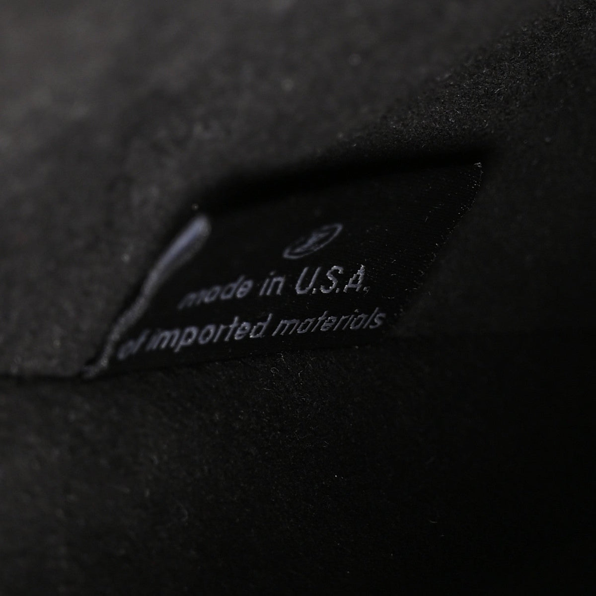 Reverse Monogram Pochette Metis