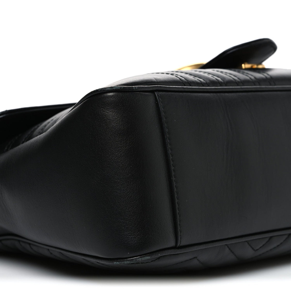 Calfskin Matelasse Medium GG Marmont Shoulder Bag Black