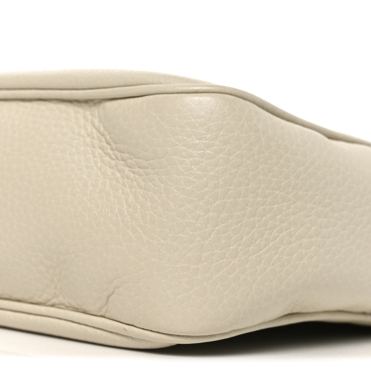 Pebbled Calfskin Small Soho Disco Bag Off White