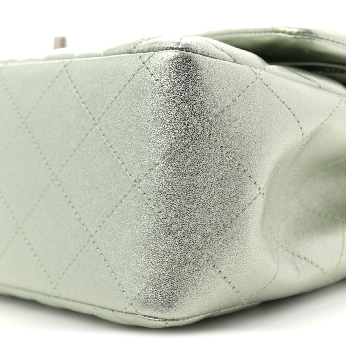 Metallic Lambskin Quilted Jumbo Double Flap Green