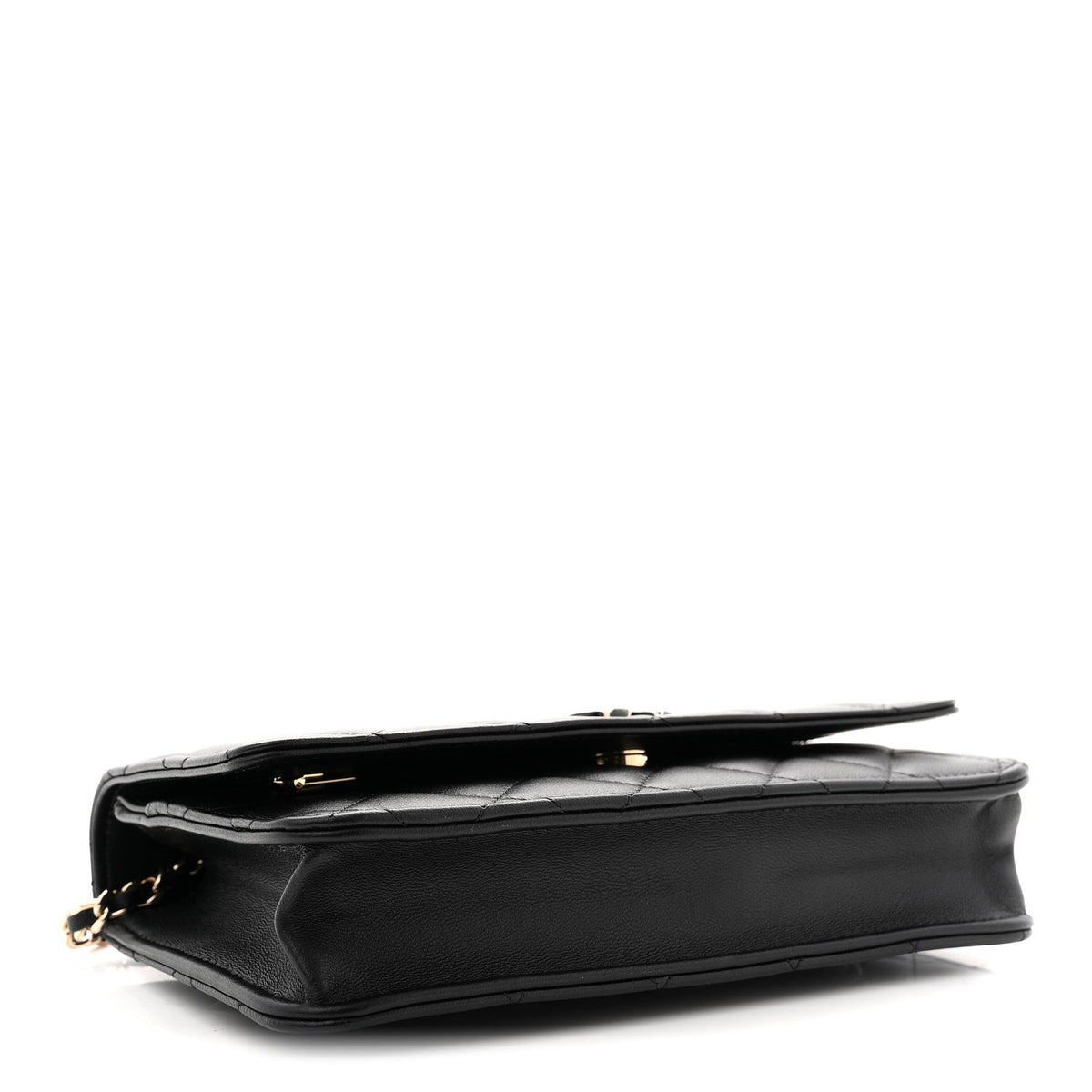 Lambskin Quilted Enamel CC Wallet On Chain WOC Black