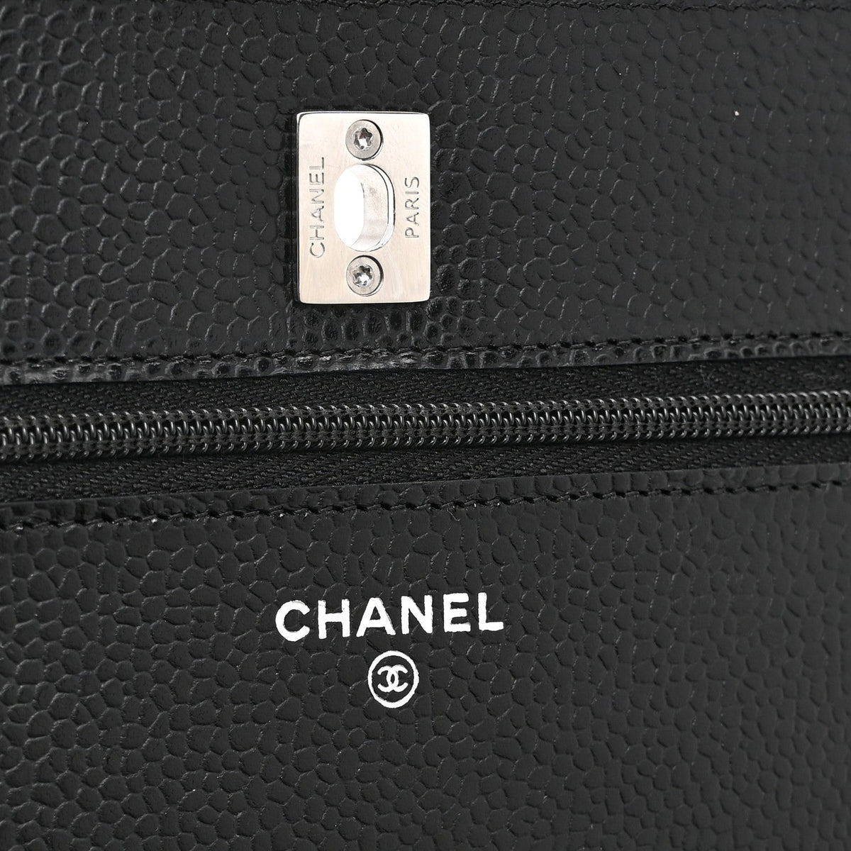 Caviar Quilted CC Turnlock Wallet On Chain WOC Black