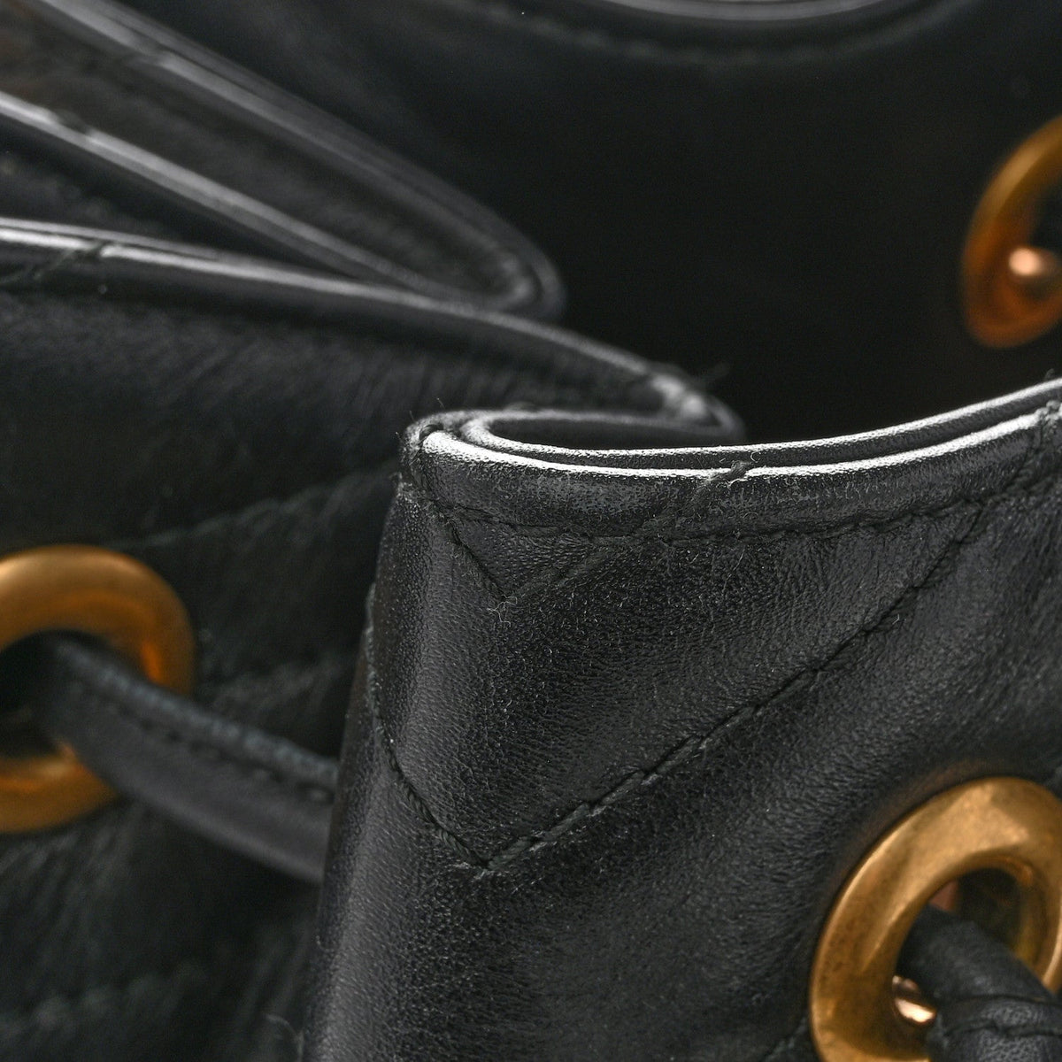 Calfskin Matelasse Sylvie Web GG Marmont Bucket Bag Black