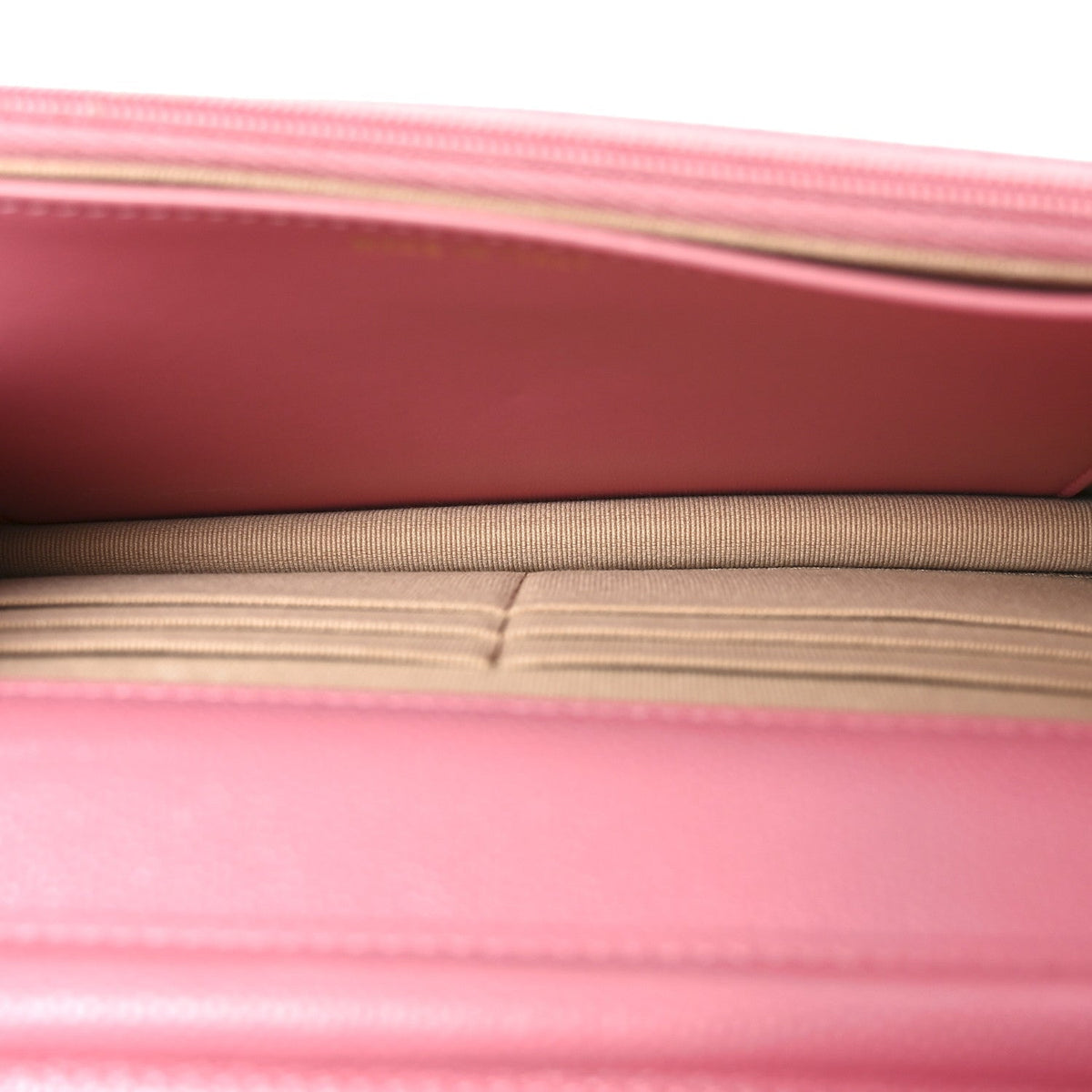 Caviar Quilted Textured CC Wallet On Chain WOC Pink