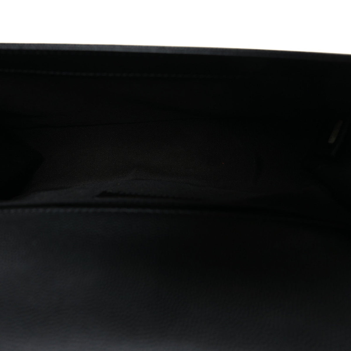 Caviar Quilted Medium Boy Flap Black